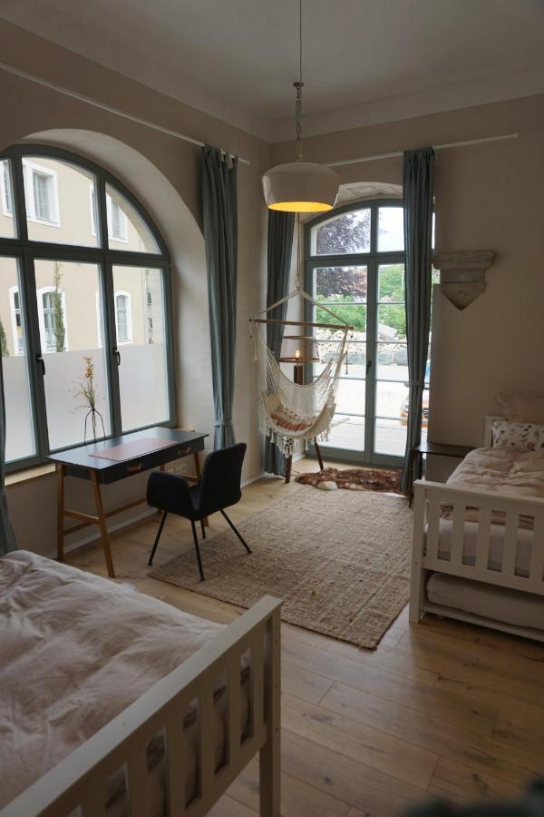 Alte Brennerei Schloss Zehista Eg Rittersporn Apartment Pirna