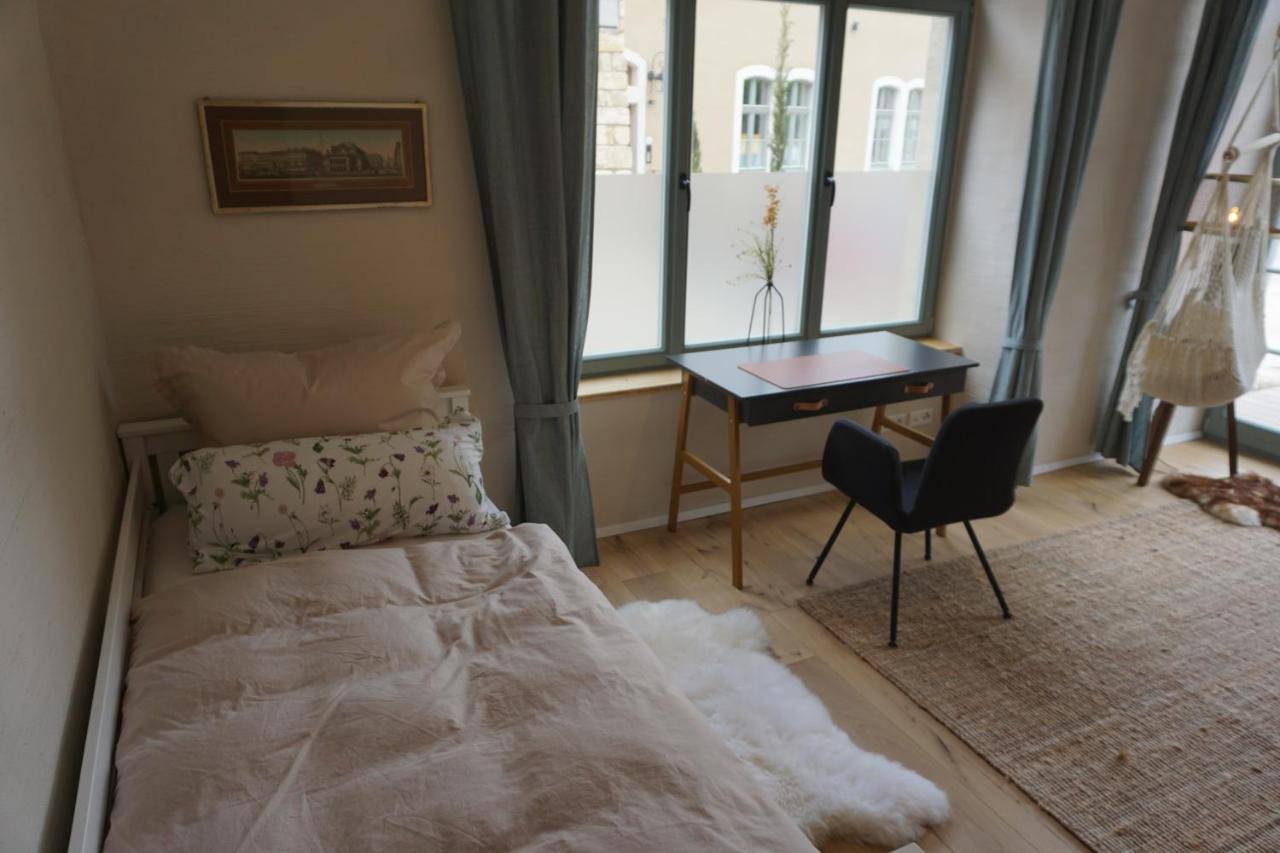 Apartment Alte Brennerei Schloss Zehista Eg Rittersporn